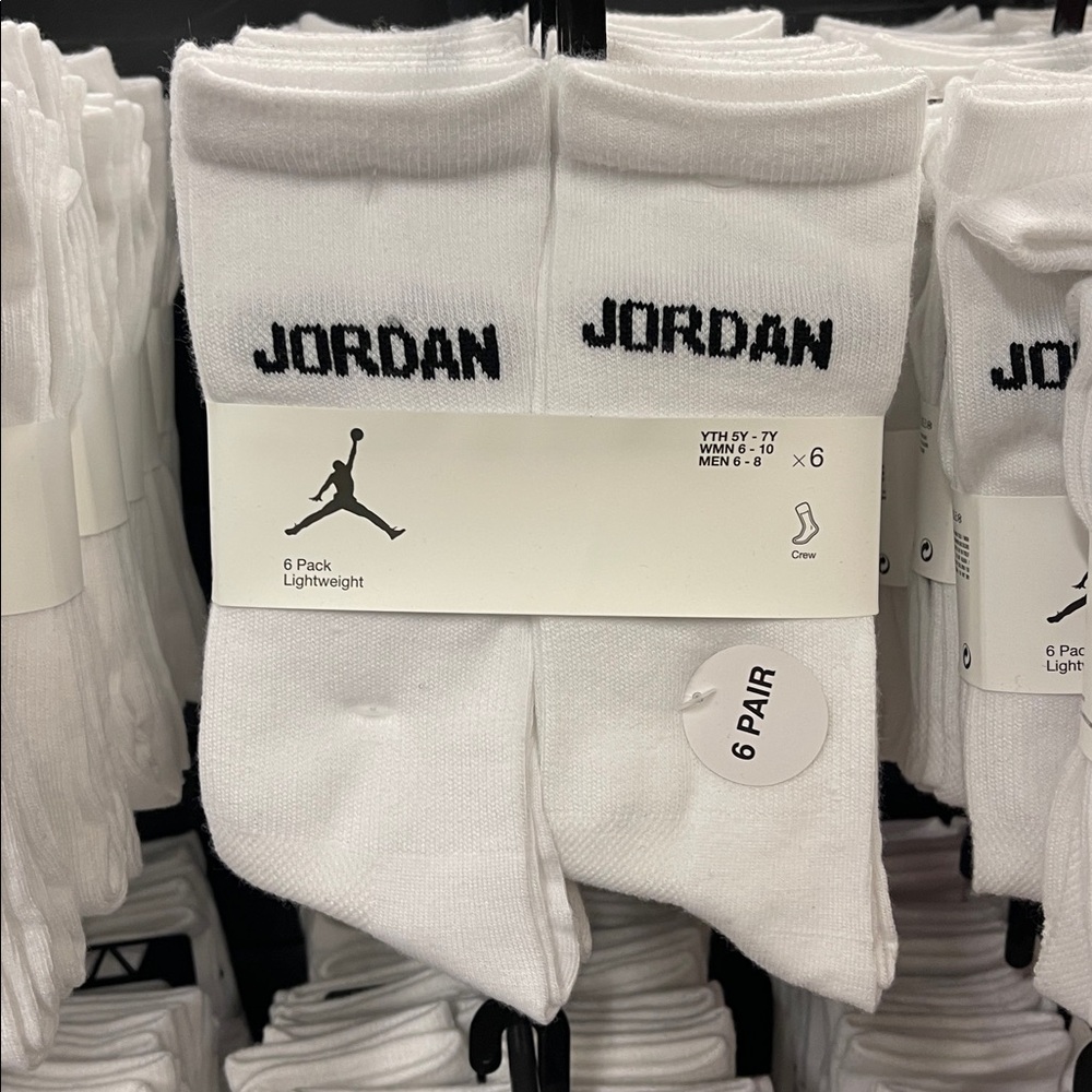 Jordan White Crew Socks 6-Pack JORDAN JUMPMAN CREW Socks 
6PK